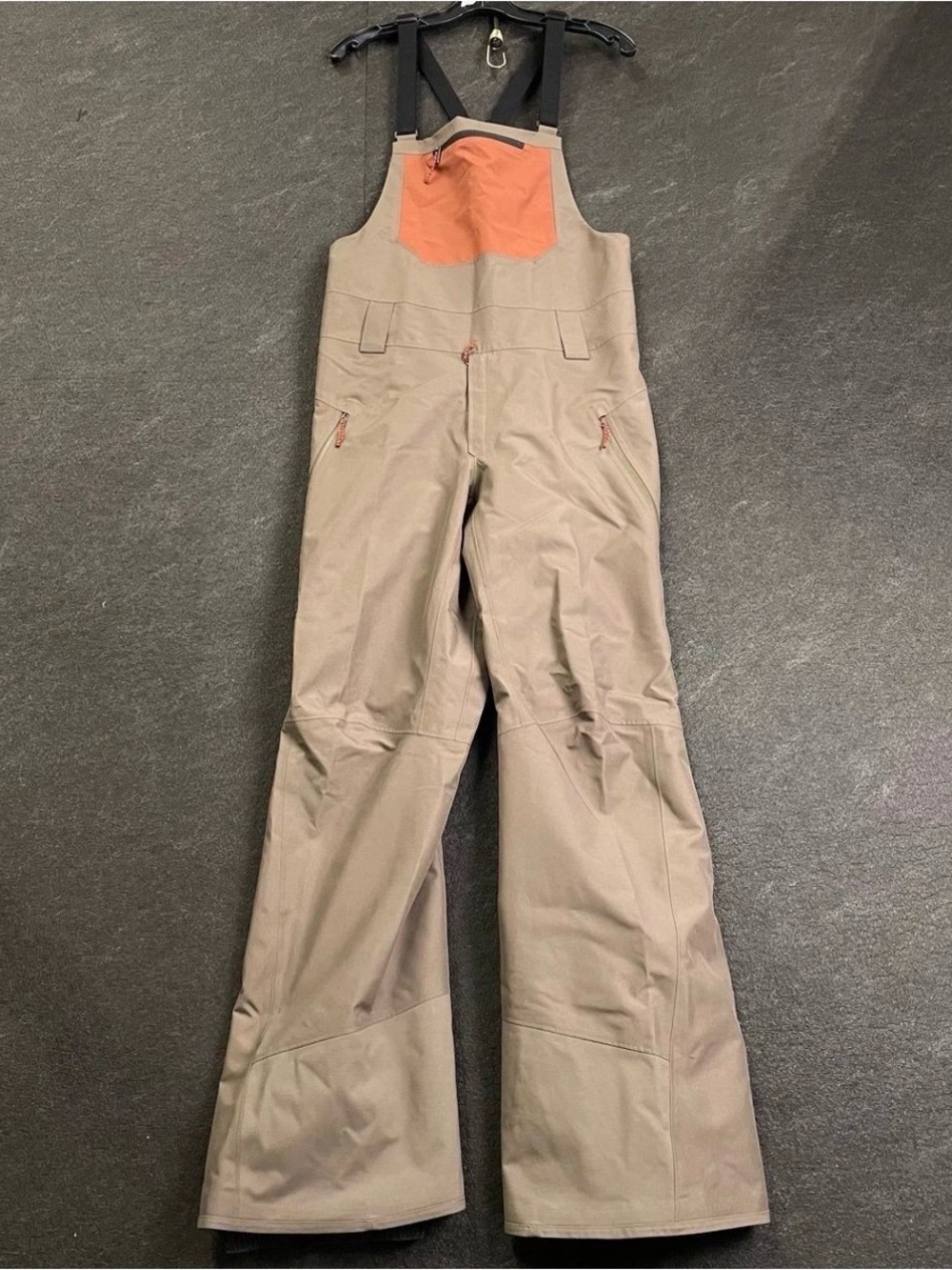 New Patagonia Bib Snow Pants in Taupe with Orange Accent Size XL